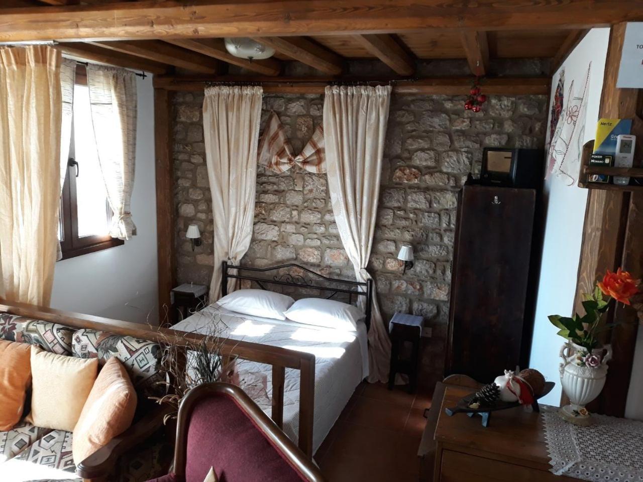 To Stolidi Tis Psinthou Villa Psinthos Bagian luar foto